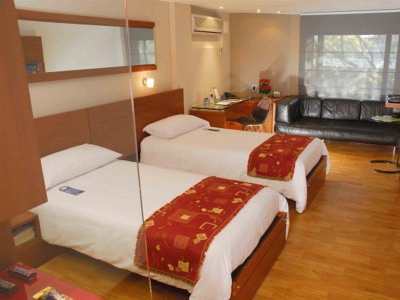 Avani Royal Zona T Bogota Hotel Extérieur photo