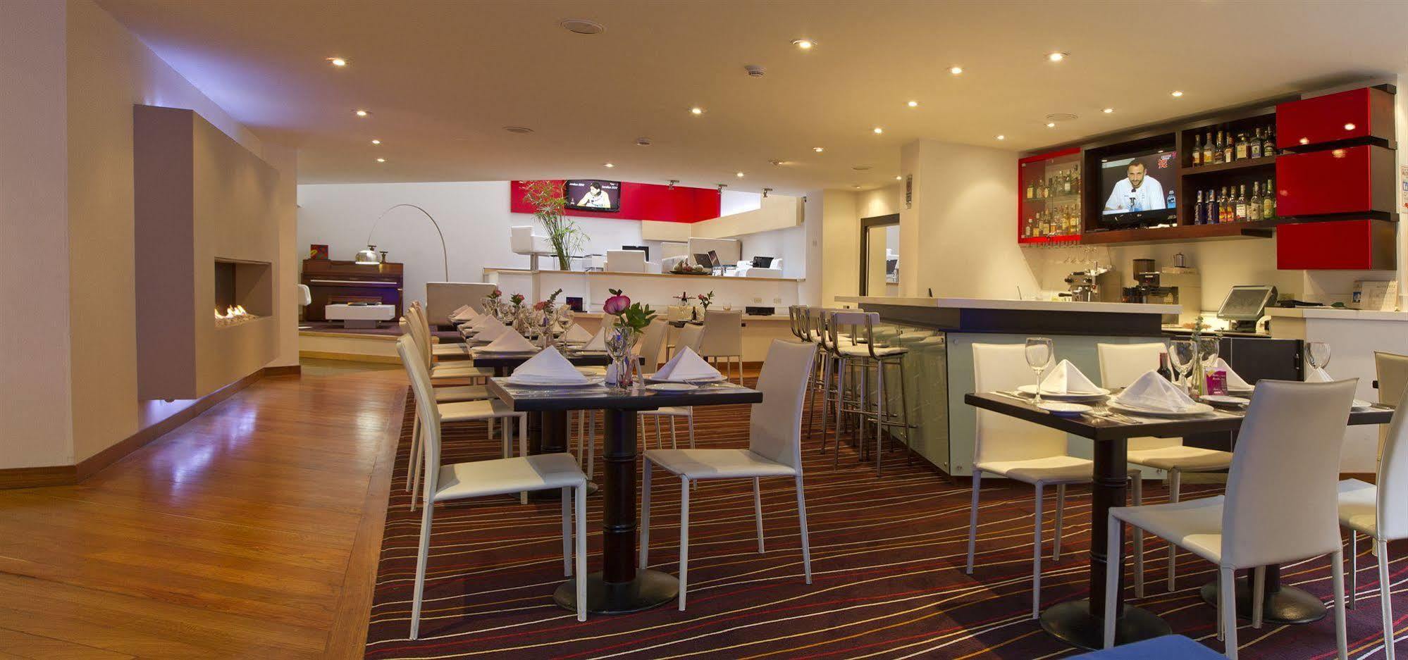 Avani Royal Zona T Bogota Hotel Extérieur photo